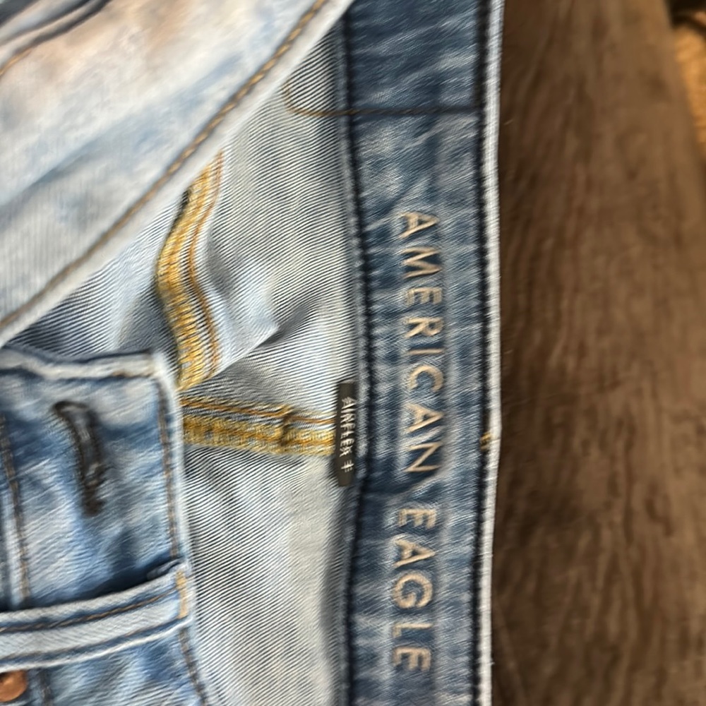 American Eagle 28x32